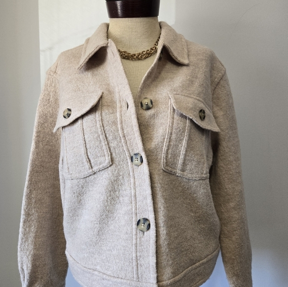 HUNTER 100% Merino Wool Beige Button Up Jacket. Size Medium - Picture 7 of 14